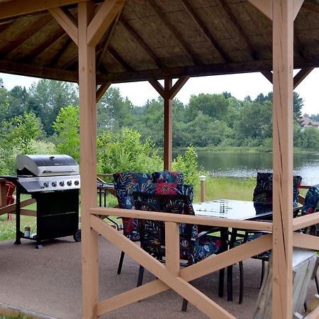 Les 4 Chalets - Le 605 Lac-Saint-Paul 外观 照片